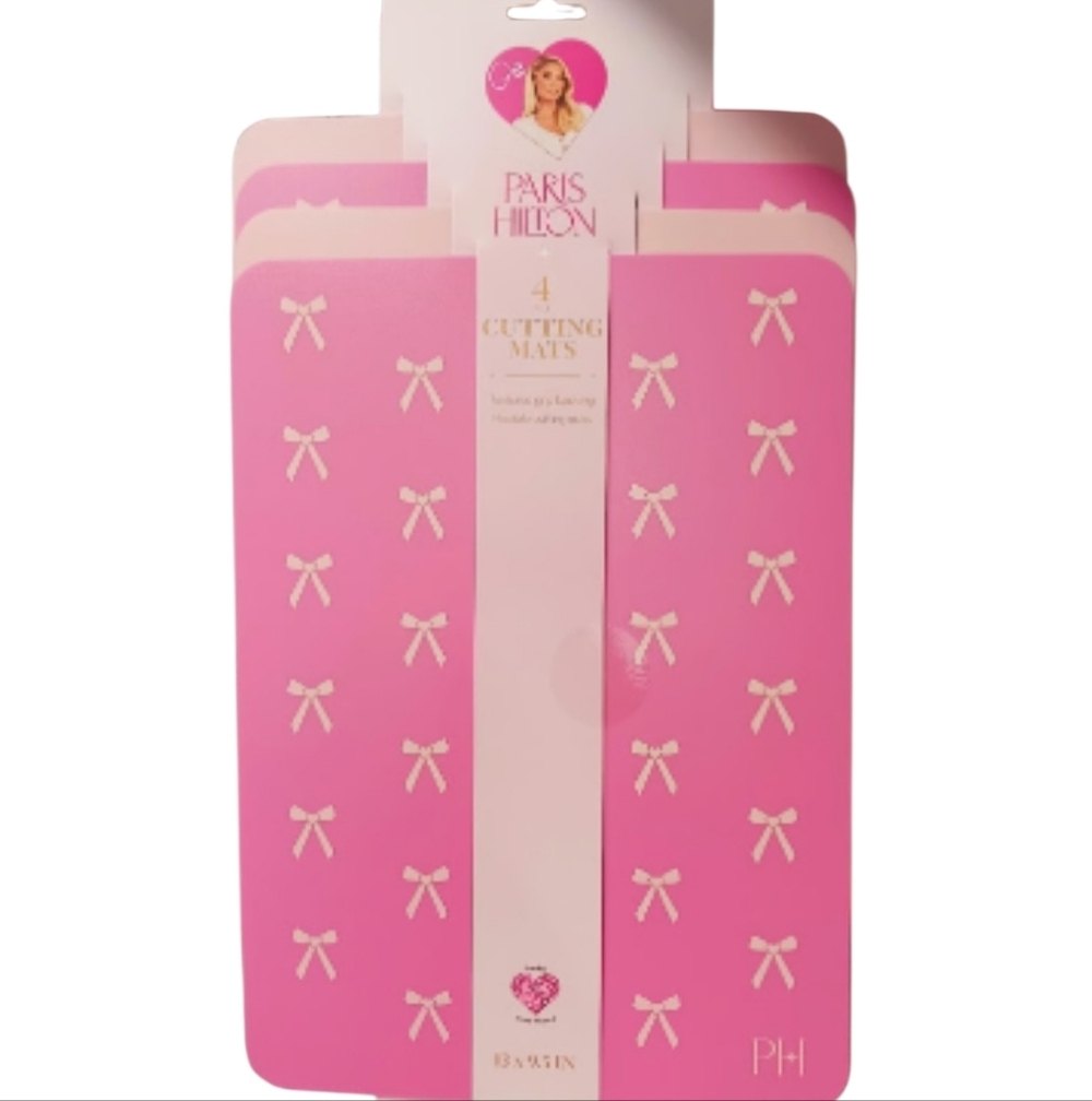 Paris Hilton Pink Bow Cutting Mats